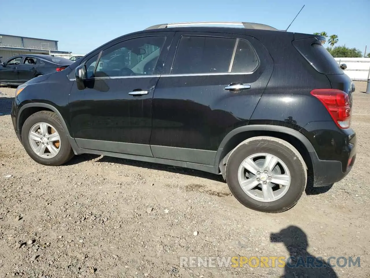 2 Фотография поврежденного автомобиля KL7CJLSB7LB065881 CHEVROLET TRAX 2020