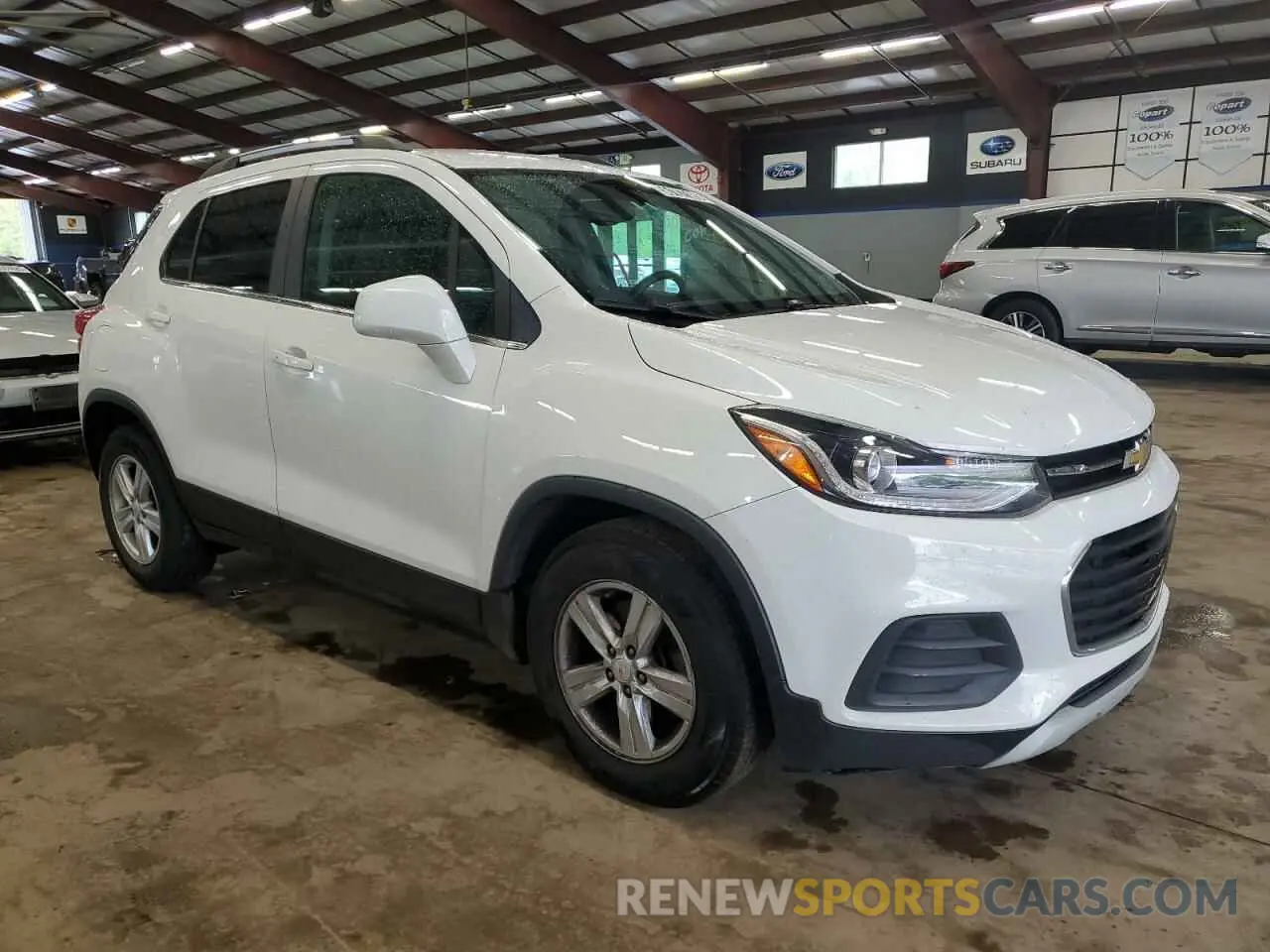 4 Photograph of a damaged car KL7CJLSB7LB338463 CHEVROLET TRAX 2020