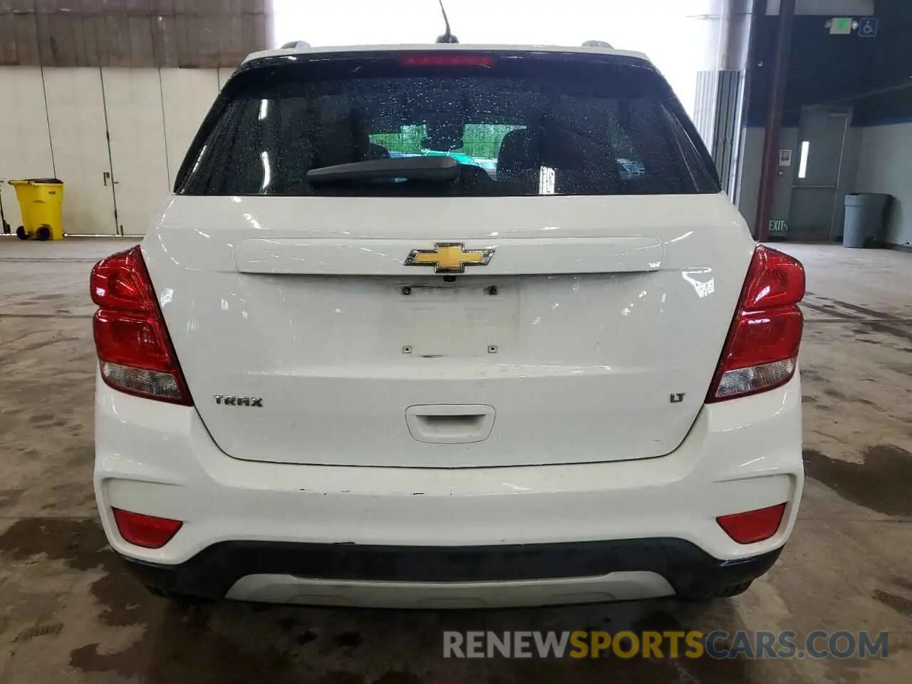 6 Photograph of a damaged car KL7CJLSB7LB338463 CHEVROLET TRAX 2020