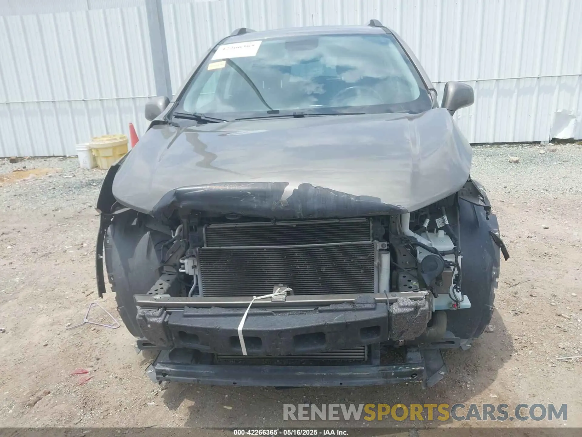 13 Фотография поврежденного автомобиля KL7CJLSB7LB351195 CHEVROLET TRAX 2020