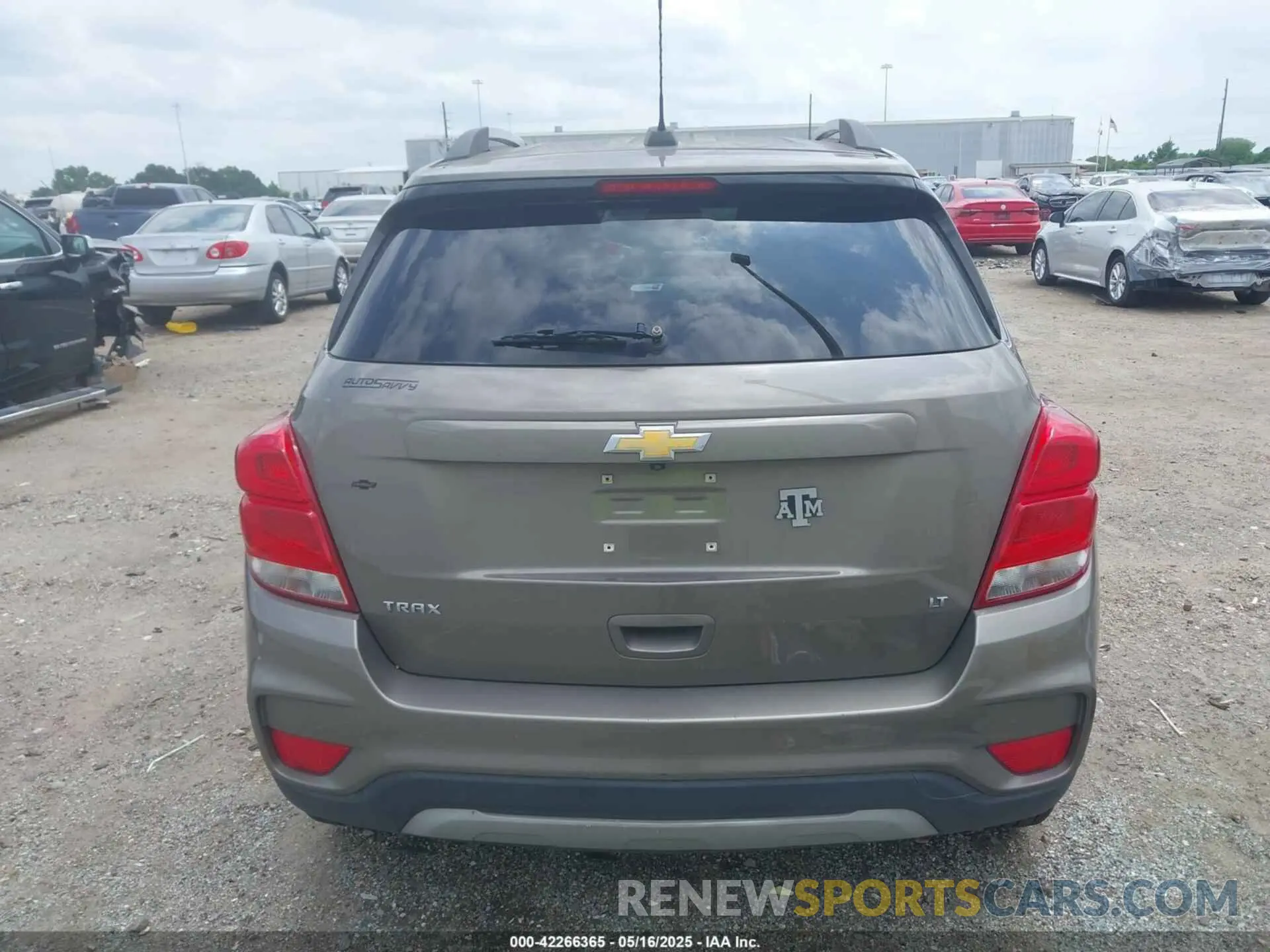 17 Фотография поврежденного автомобиля KL7CJLSB7LB351195 CHEVROLET TRAX 2020