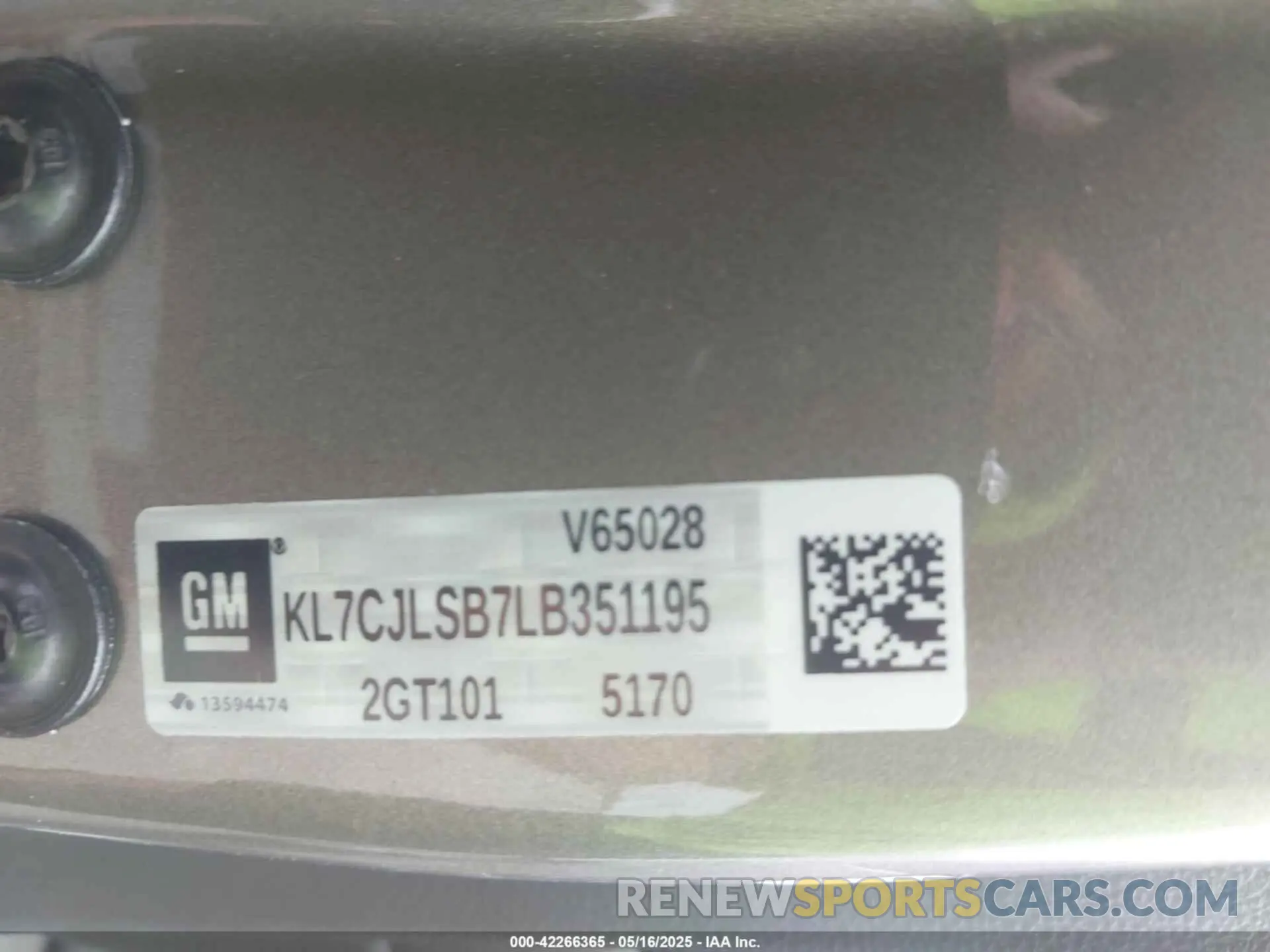 9 Фотография поврежденного автомобиля KL7CJLSB7LB351195 CHEVROLET TRAX 2020