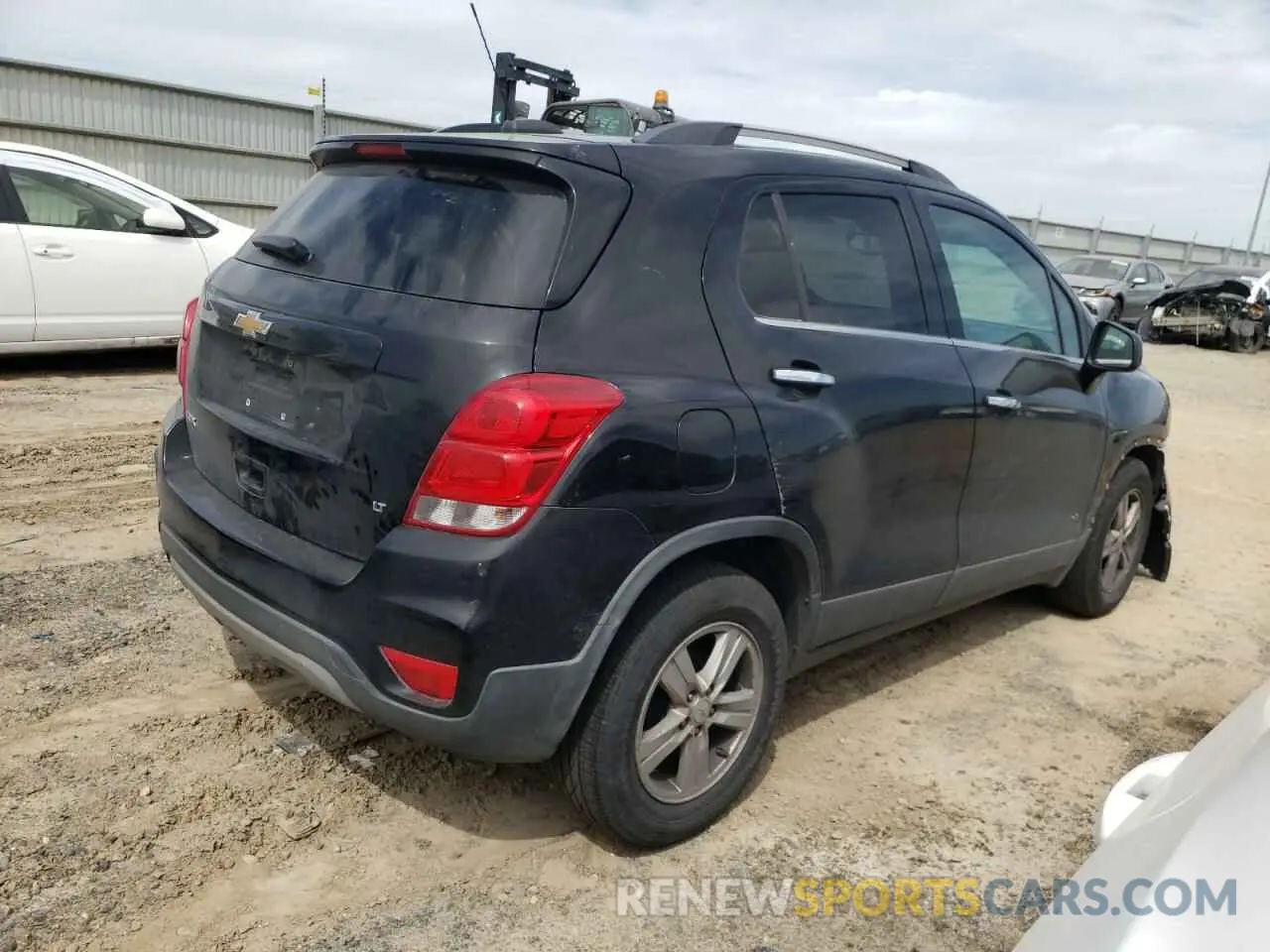 3 Photograph of a damaged car KL7CJLSB8LB009903 CHEVROLET TRAX 2020