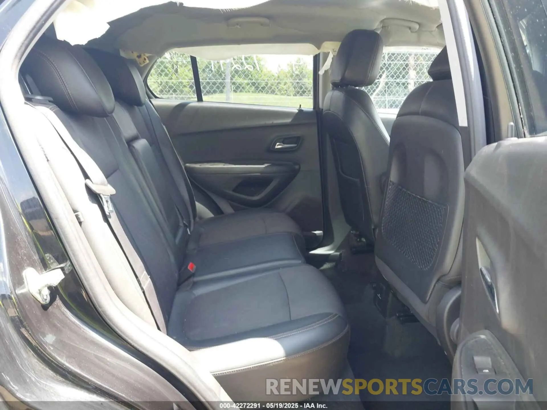 8 Фотография поврежденного автомобиля KL7CJLSB9LB013376 CHEVROLET TRAX 2020
