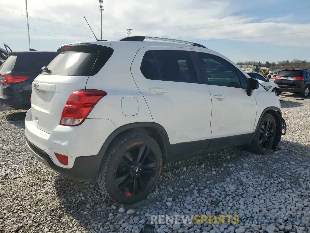 3 Фотография поврежденного автомобиля KL7CJLSB9LB319185 CHEVROLET TRAX 2020
