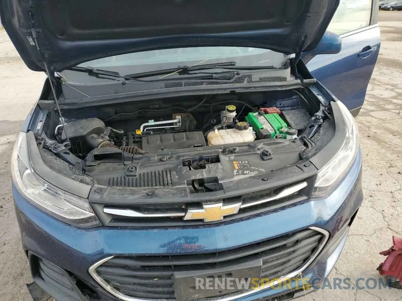 11 Photograph of a damaged car KL7CJLSB9LB330512 CHEVROLET TRAX 2020