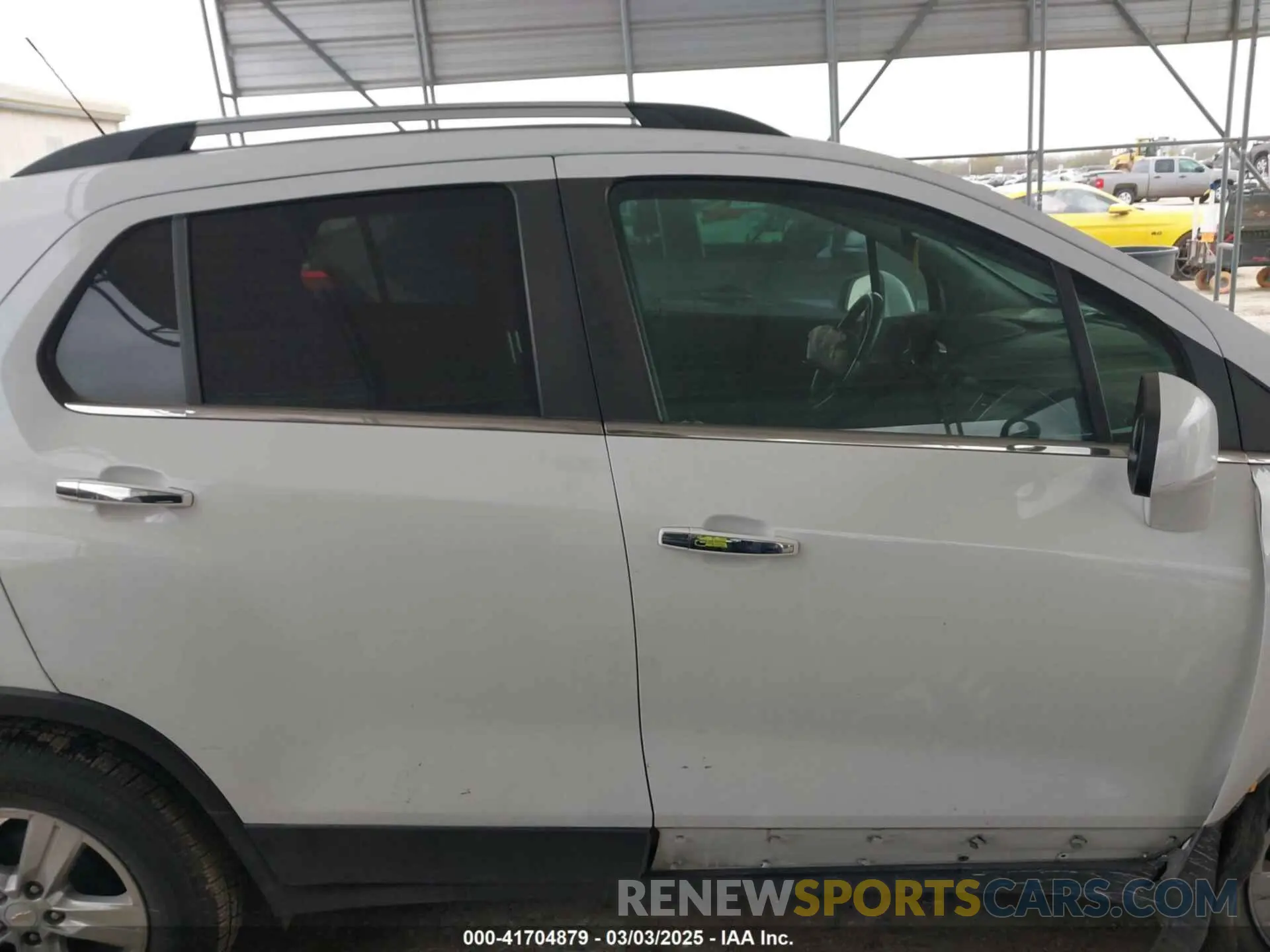 13 Photograph of a damaged car KL7CJLSBXLB010793 CHEVROLET TRAX 2020