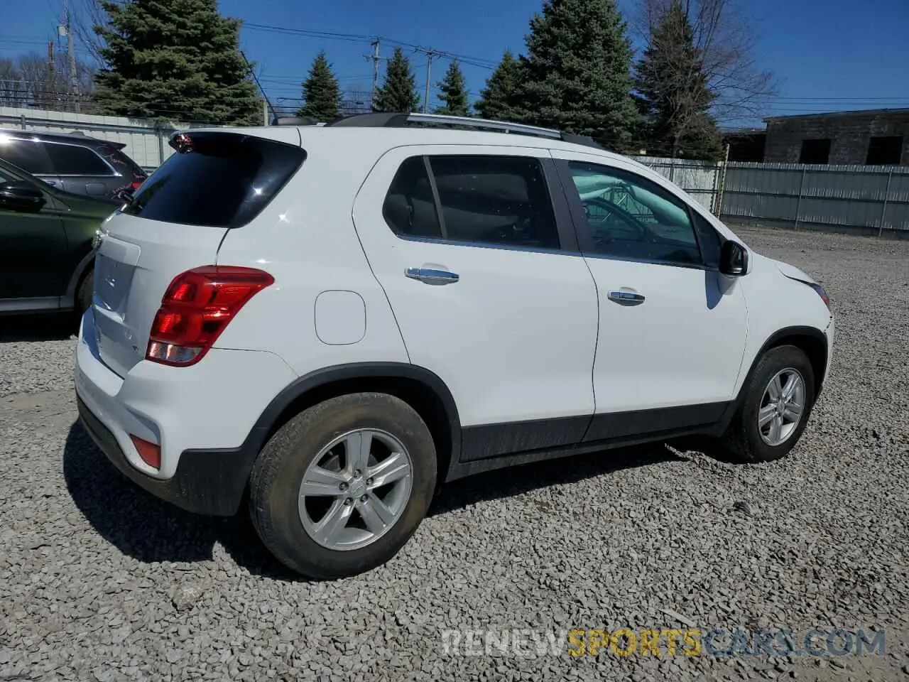 3 Фотография поврежденного автомобиля KL7CJLSBXLB016691 CHEVROLET TRAX 2020