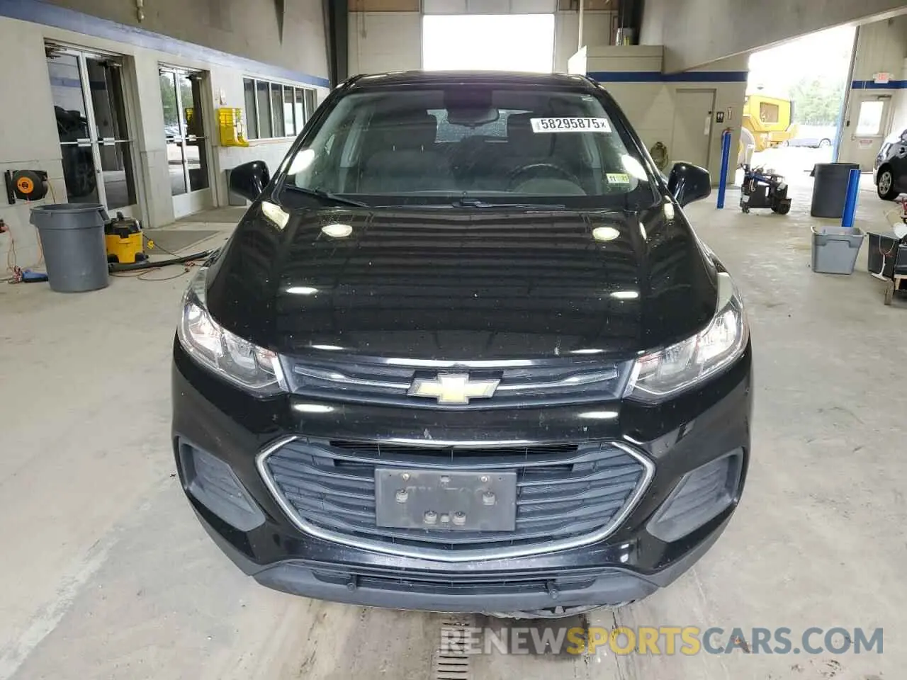 5 Photograph of a damaged car KL7CJNSB1LB032936 CHEVROLET TRAX 2020