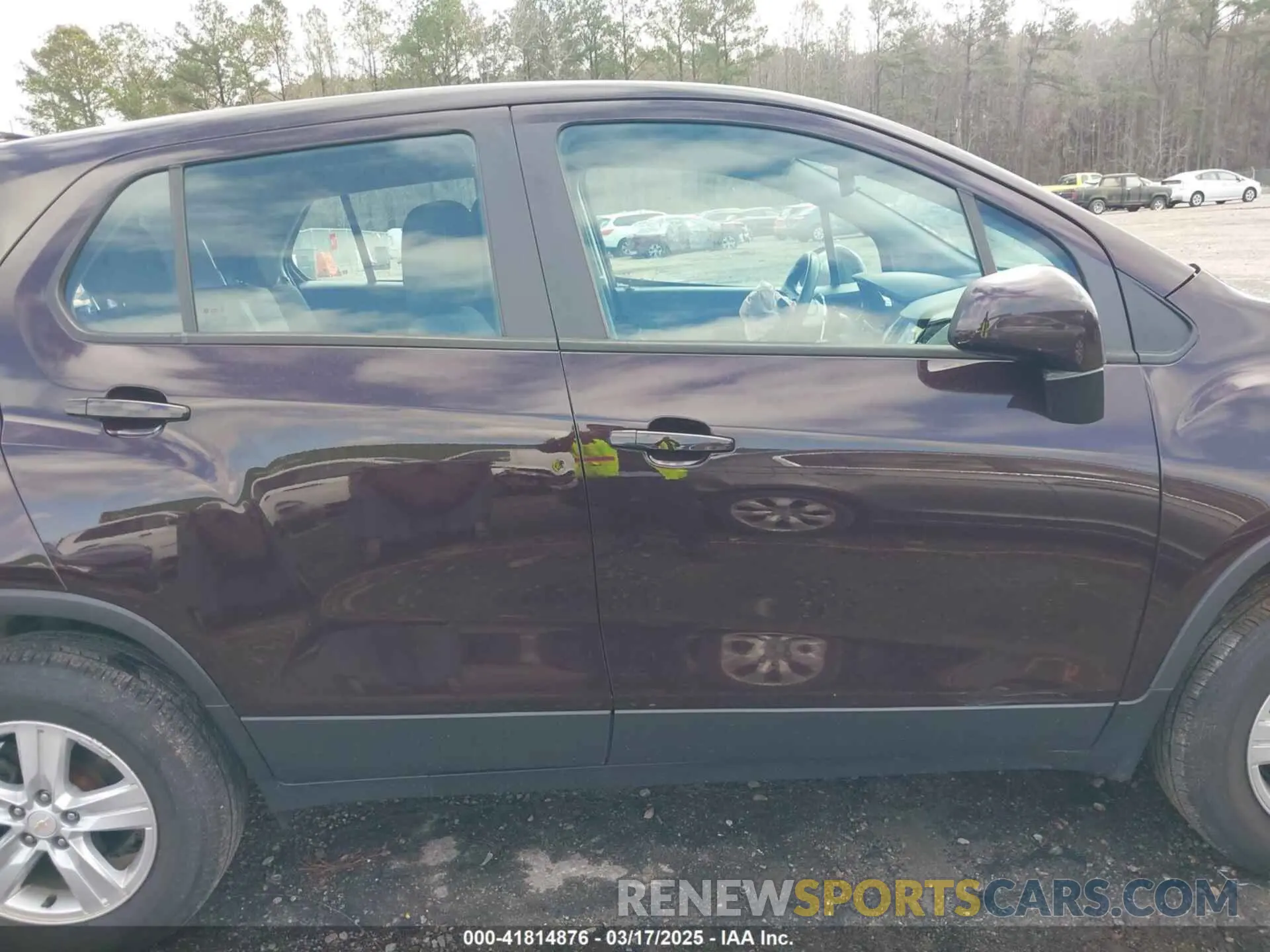13 Photograph of a damaged car KL7CJNSB2LB336065 CHEVROLET TRAX 2020