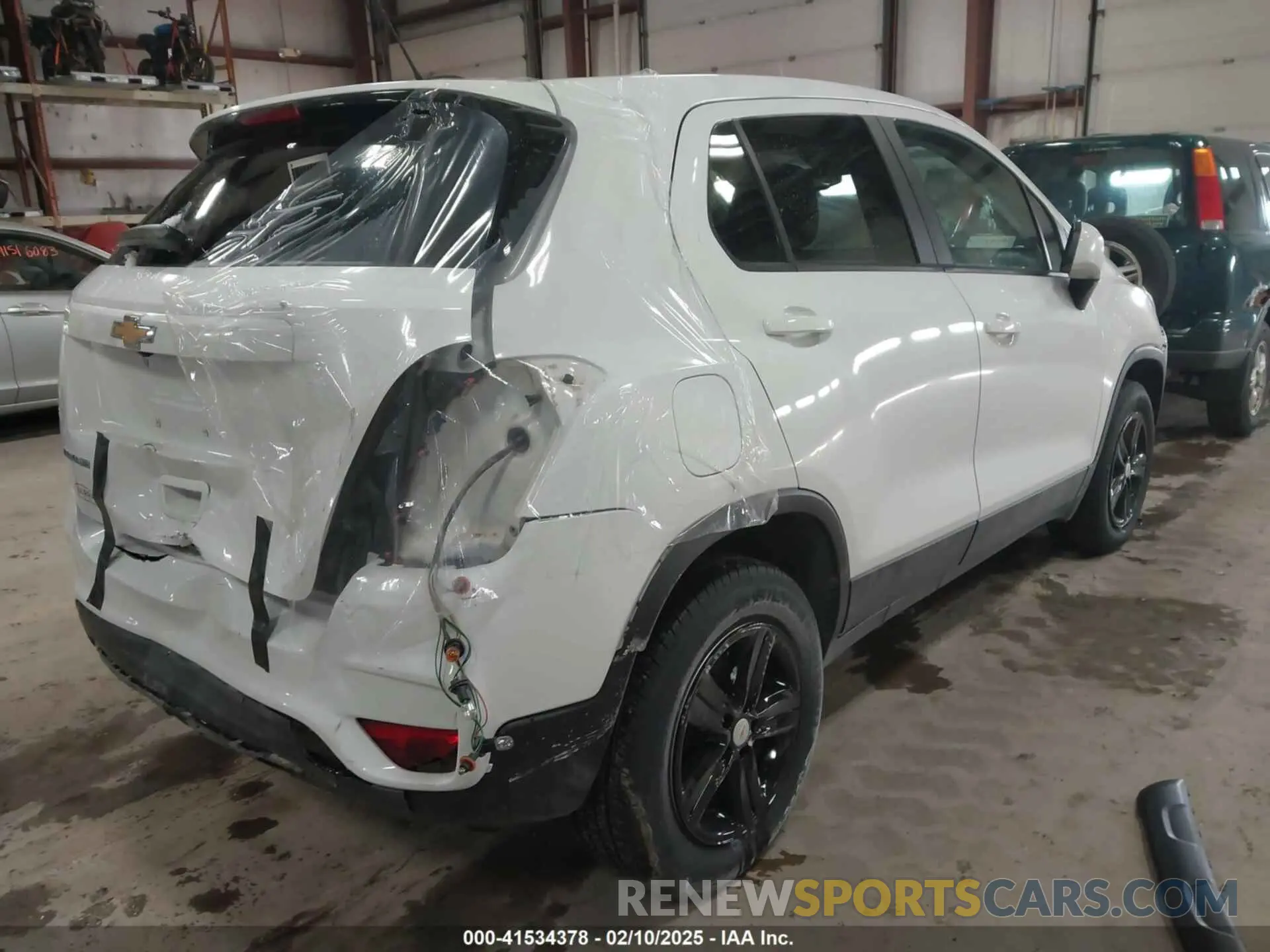 4 Фотография поврежденного автомобиля KL7CJNSB9LB084167 CHEVROLET TRAX 2020