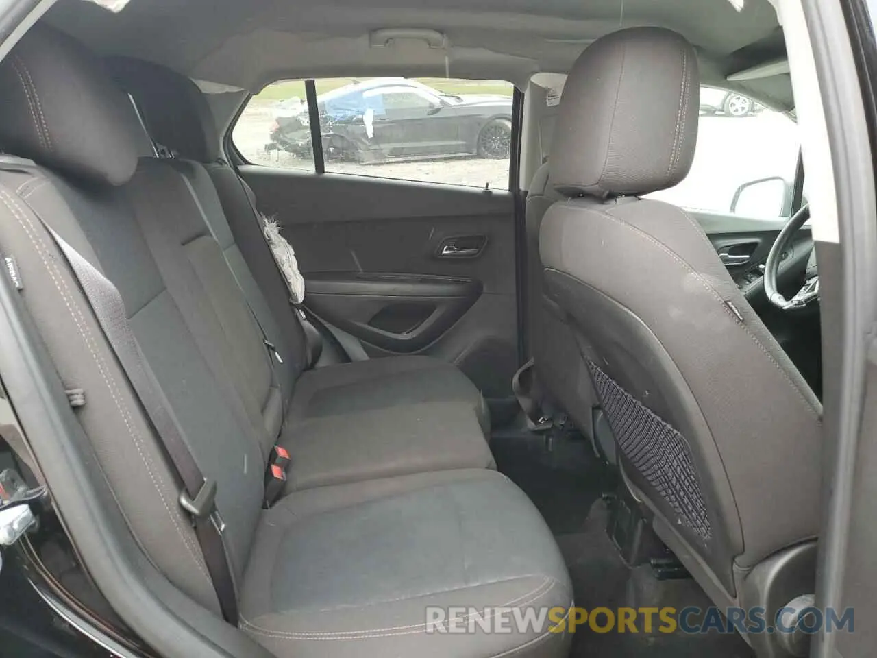 12 Photograph of a damaged car KL7CJNSBXLB091726 CHEVROLET TRAX 2020