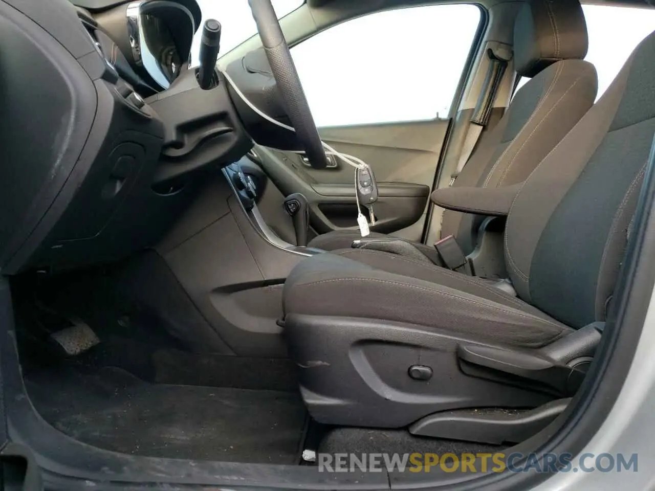 7 Фотография поврежденного автомобиля KL7CJNSBXLB324150 CHEVROLET TRAX 2020
