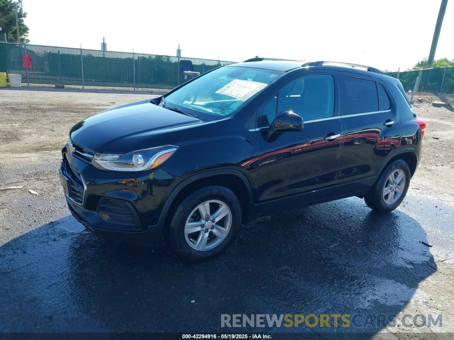 2 Photograph of a damaged car KL7CJPSB0LB027934 CHEVROLET TRAX 2020