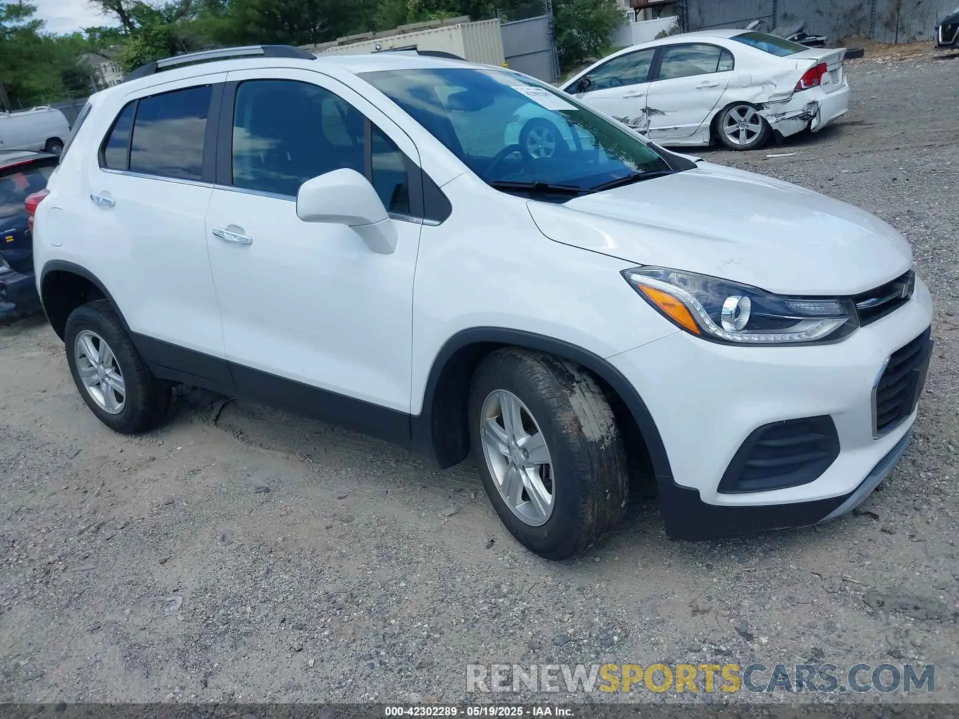 1 Photograph of a damaged car KL7CJPSB0LB057547 CHEVROLET TRAX 2020