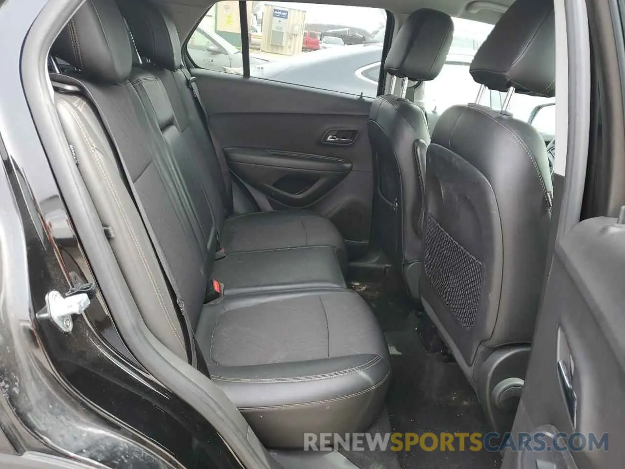 10 Photograph of a damaged car KL7CJPSB2LB010195 CHEVROLET TRAX 2020