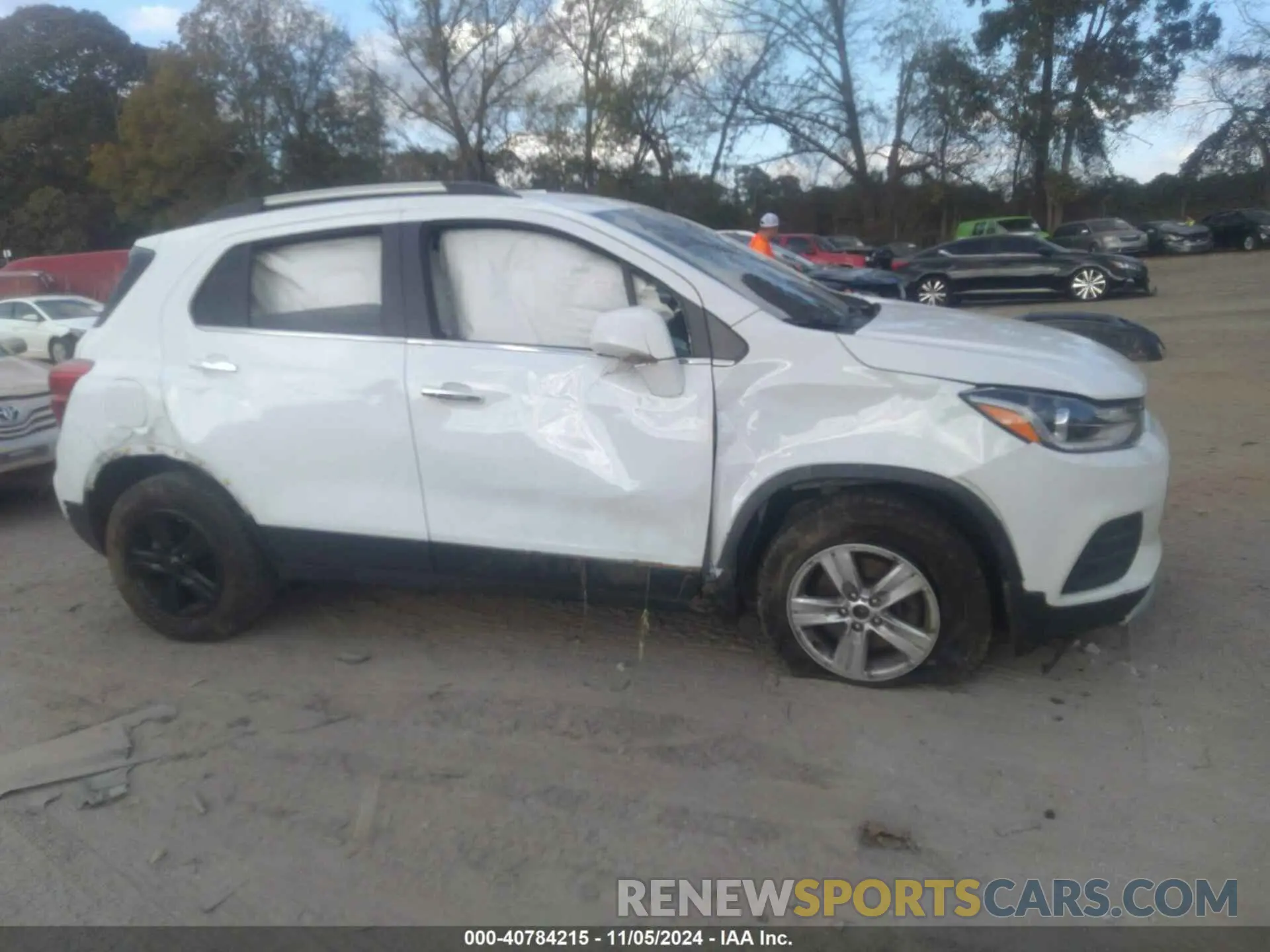 12 Photograph of a damaged car KL7CJPSB3LB001294 CHEVROLET TRAX 2020