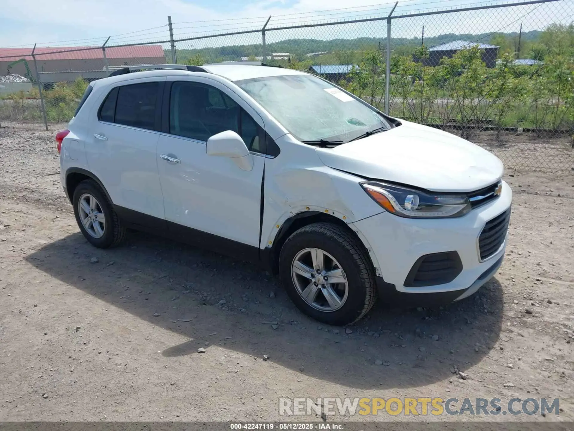 1 Photograph of a damaged car KL7CJPSB5LB002799 CHEVROLET TRAX 2020