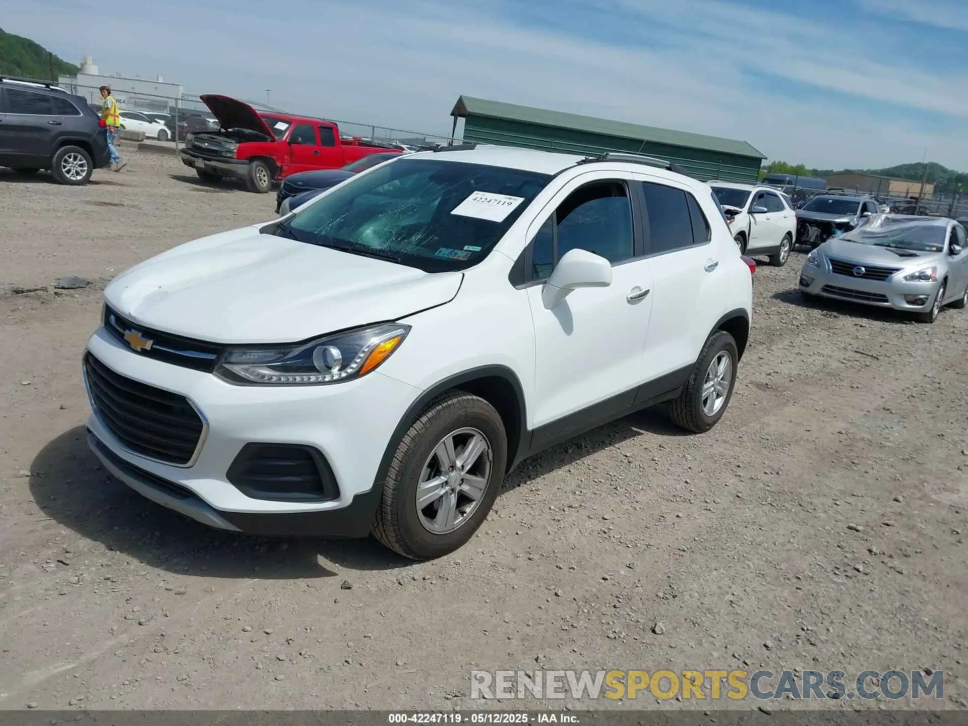 2 Photograph of a damaged car KL7CJPSB5LB002799 CHEVROLET TRAX 2020