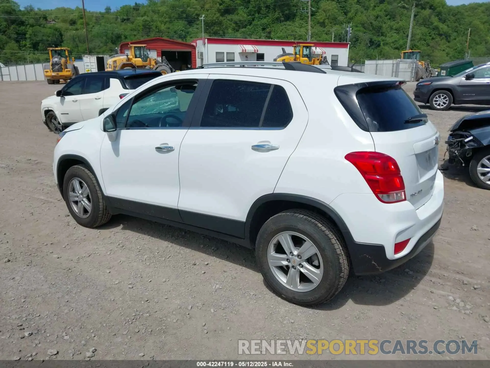 3 Photograph of a damaged car KL7CJPSB5LB002799 CHEVROLET TRAX 2020