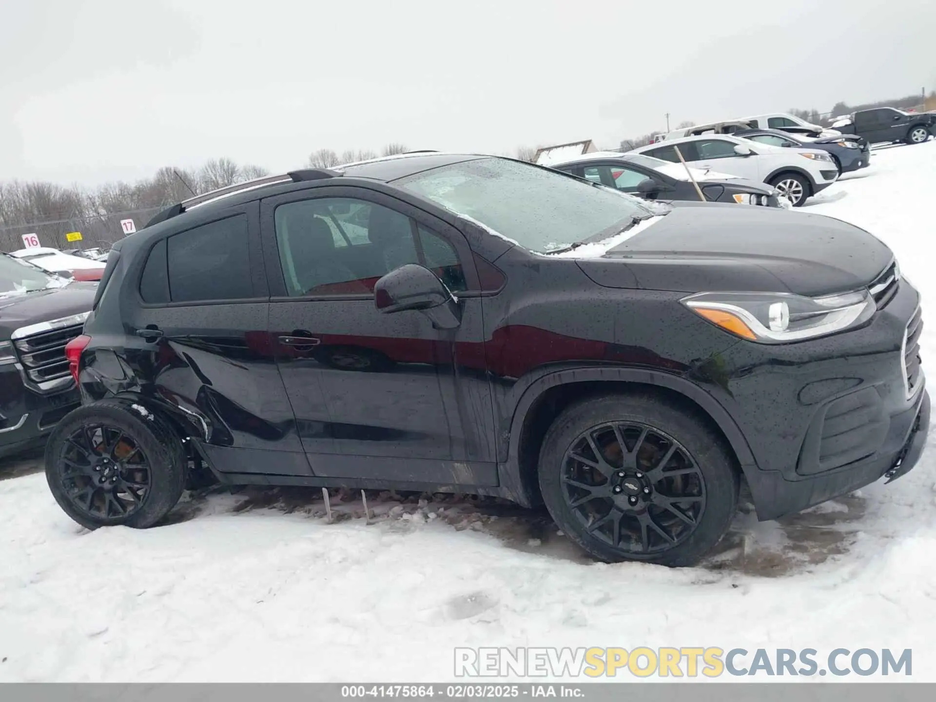 12 Photograph of a damaged car KL7CJPSB6LB348683 CHEVROLET TRAX 2020