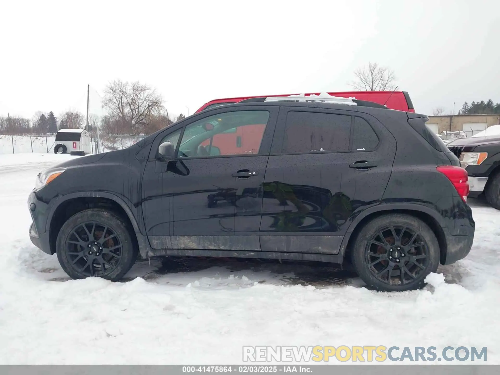 13 Photograph of a damaged car KL7CJPSB6LB348683 CHEVROLET TRAX 2020