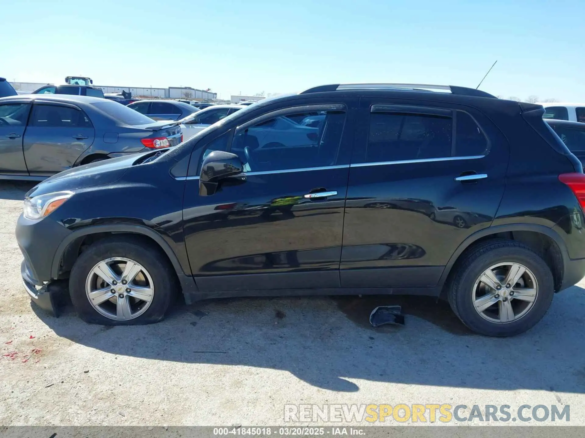 14 Photograph of a damaged car KL7CJPSB8LB038616 CHEVROLET TRAX 2020