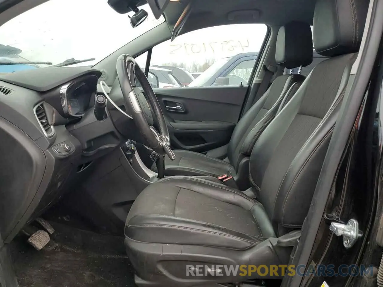 7 Фотография поврежденного автомобиля KL7CJPSB9LB004913 CHEVROLET TRAX 2020