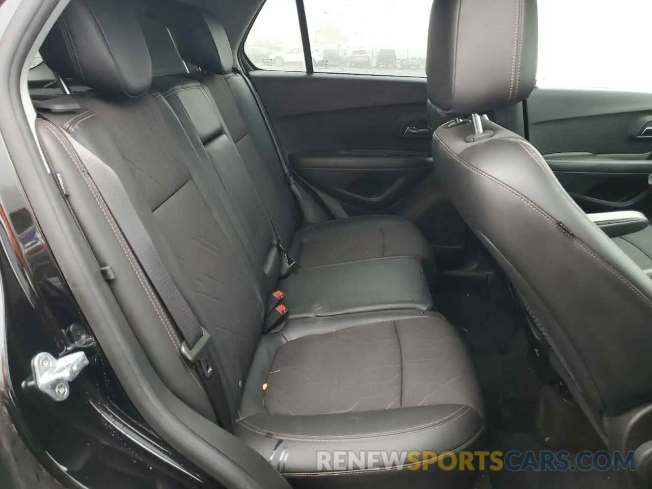 11 Фотография поврежденного автомобиля KL7CJPSB9LB061838 CHEVROLET TRAX 2020