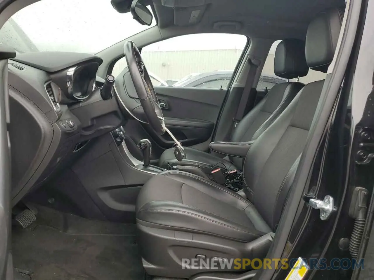 7 Фотография поврежденного автомобиля KL7CJPSB9LB061838 CHEVROLET TRAX 2020