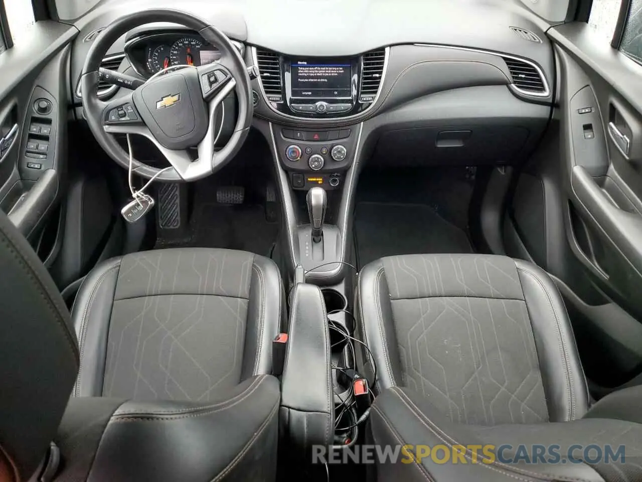 8 Фотография поврежденного автомобиля KL7CJPSB9LB061838 CHEVROLET TRAX 2020
