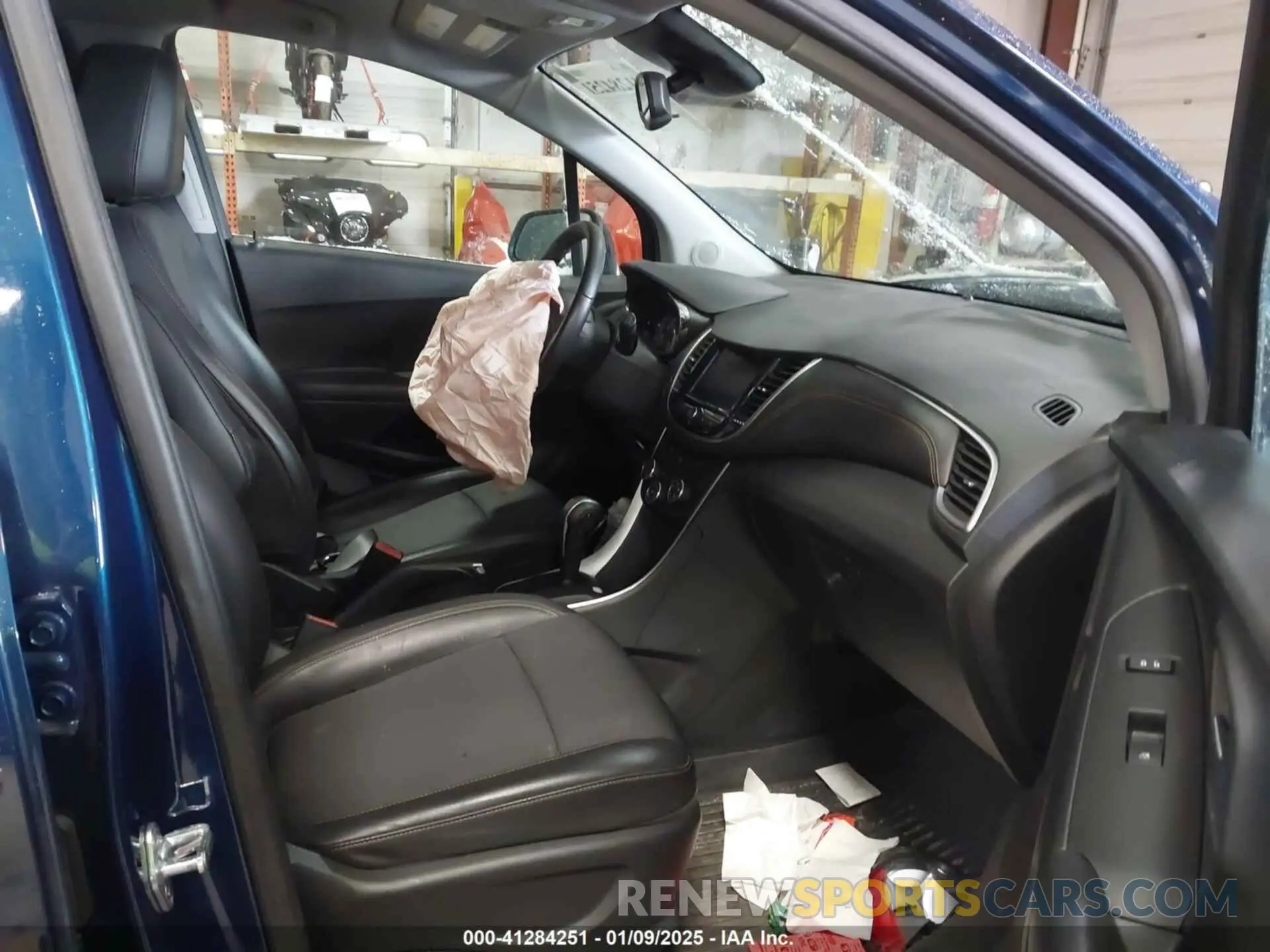 5 Фотография поврежденного автомобиля KL7CJPSB9LB330369 CHEVROLET TRAX 2020