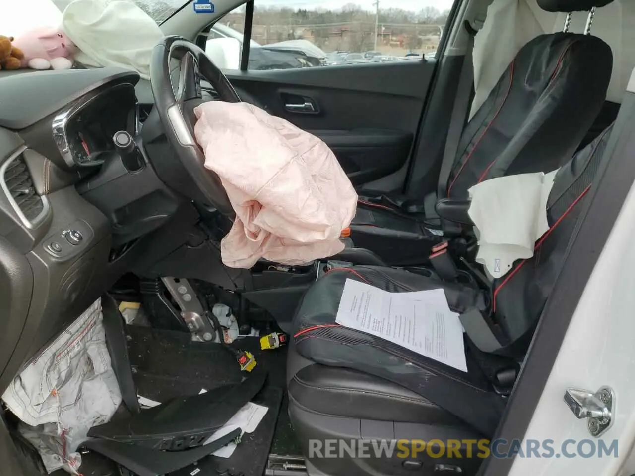 7 Фотография поврежденного автомобиля KL7CJPSBXLB001082 CHEVROLET TRAX 2020