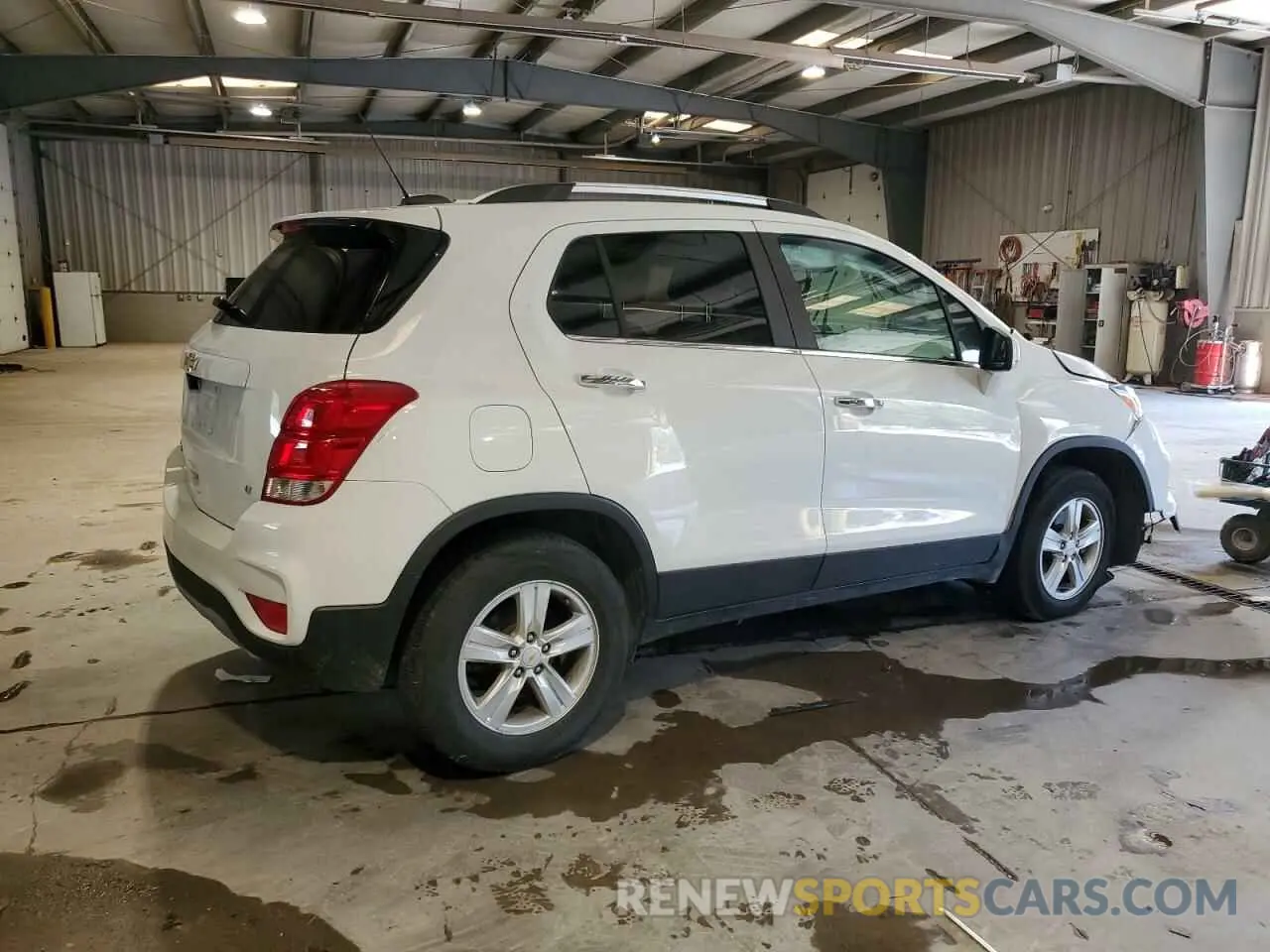 3 Photograph of a damaged car KL7CJPSBXLB029335 CHEVROLET TRAX 2020