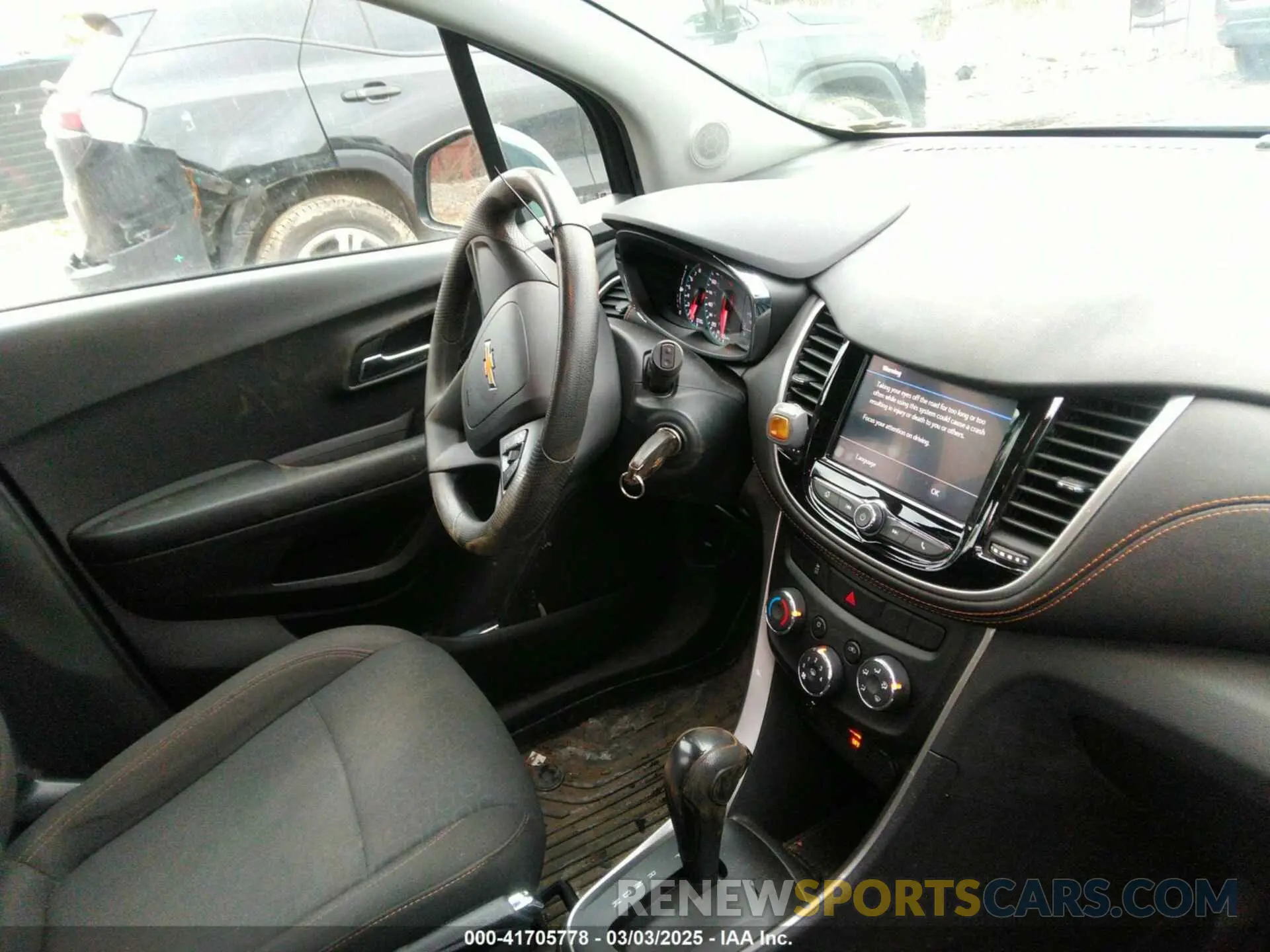 5 Photograph of a damaged car KL7CJKSB0MB322634 CHEVROLET TRAX 2021