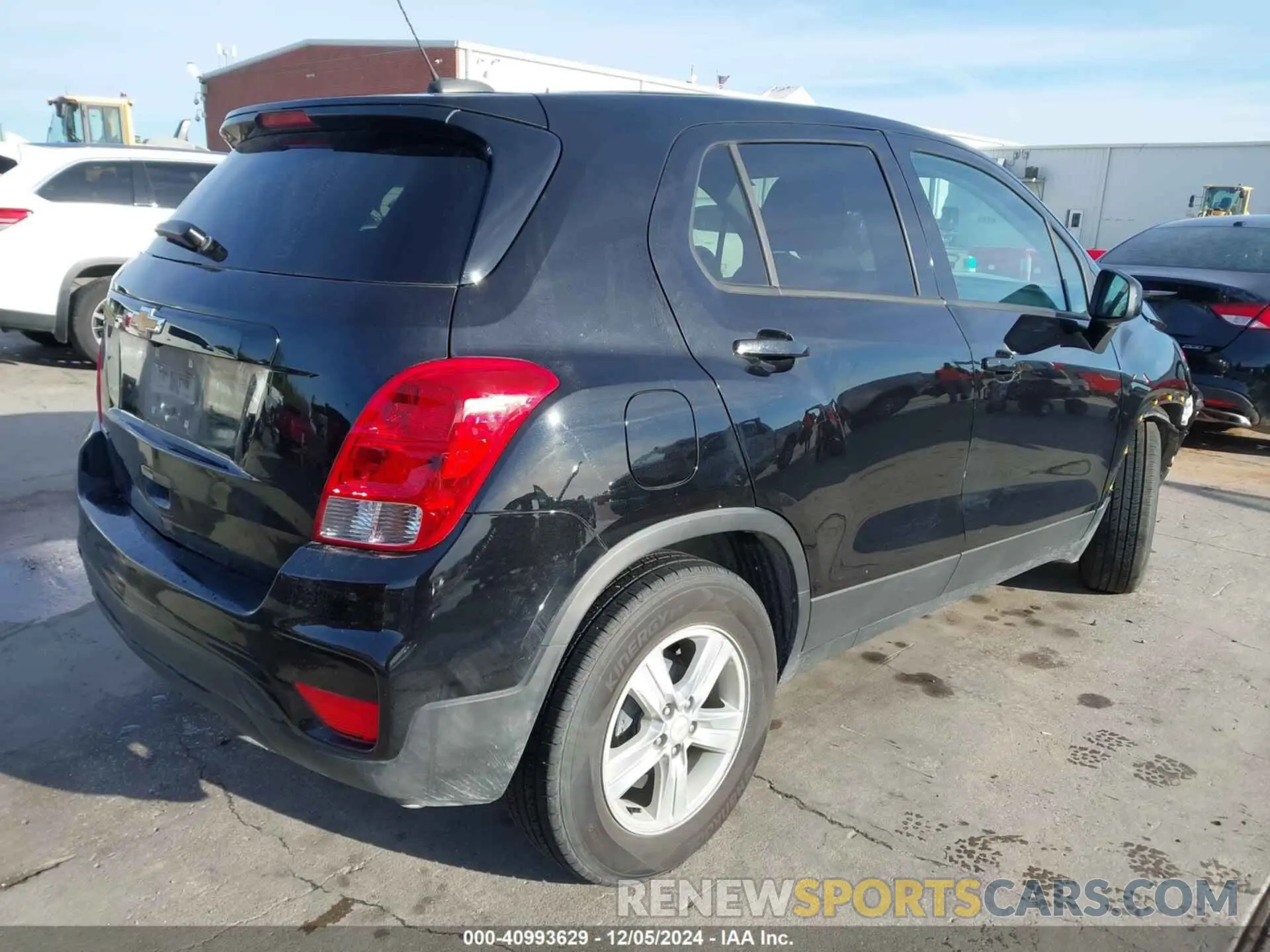 4 Фотография поврежденного автомобиля KL7CJKSB0MB322746 CHEVROLET TRAX 2021