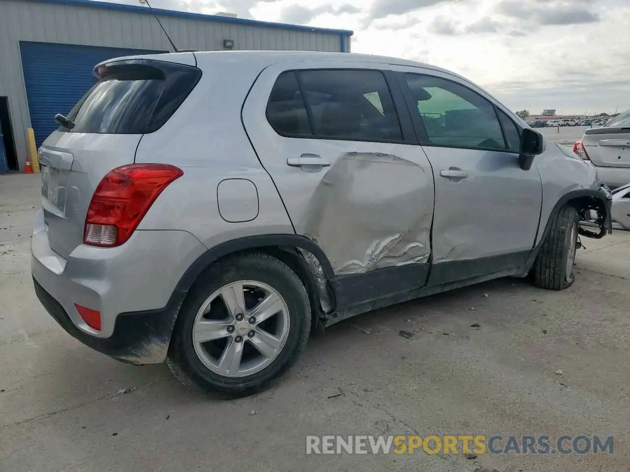 3 Photograph of a damaged car KL7CJKSB0MB327333 CHEVROLET TRAX 2021