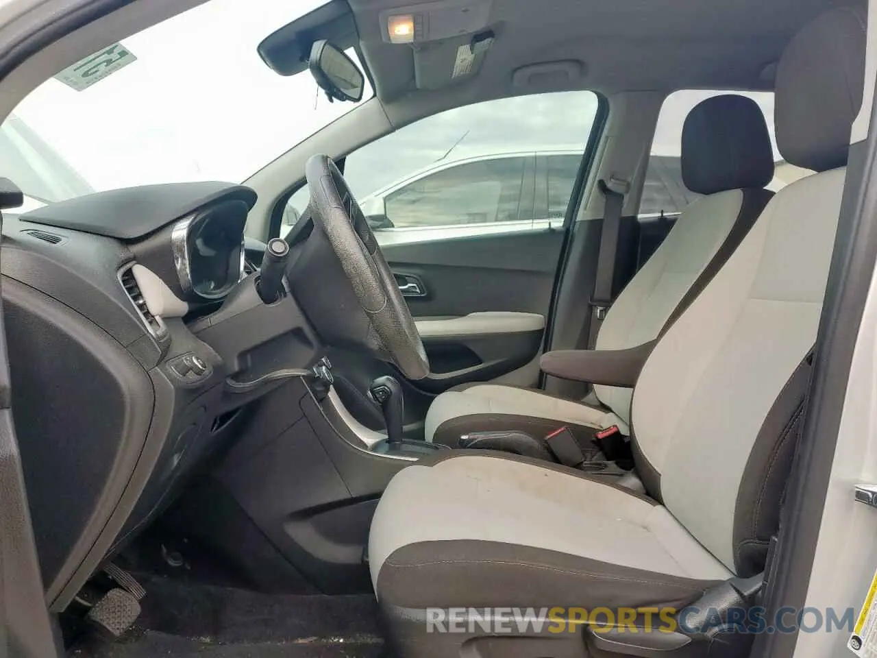 7 Photograph of a damaged car KL7CJKSB0MB327333 CHEVROLET TRAX 2021