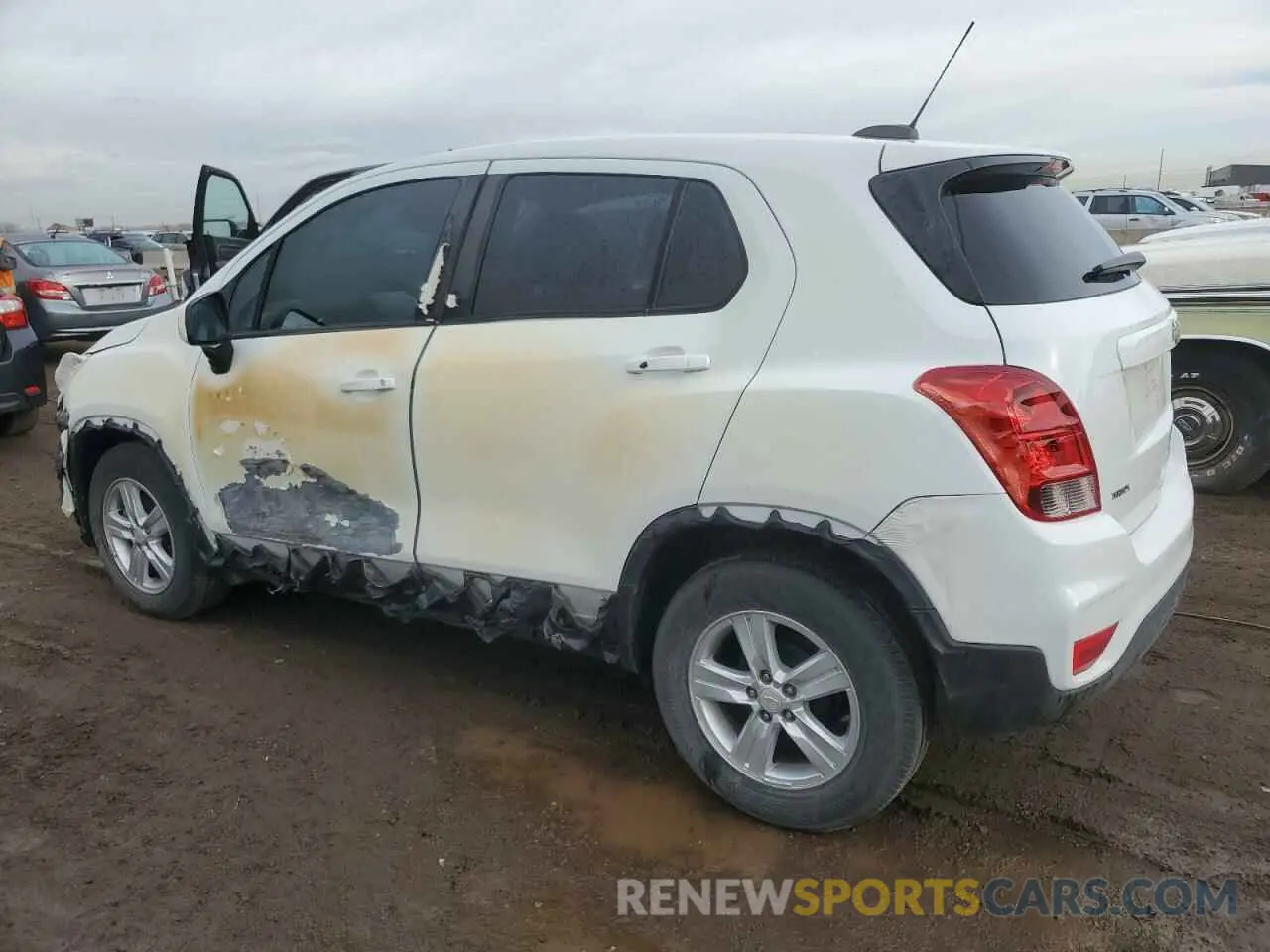 2 Фотография поврежденного автомобиля KL7CJKSB1MB312761 CHEVROLET TRAX 2021