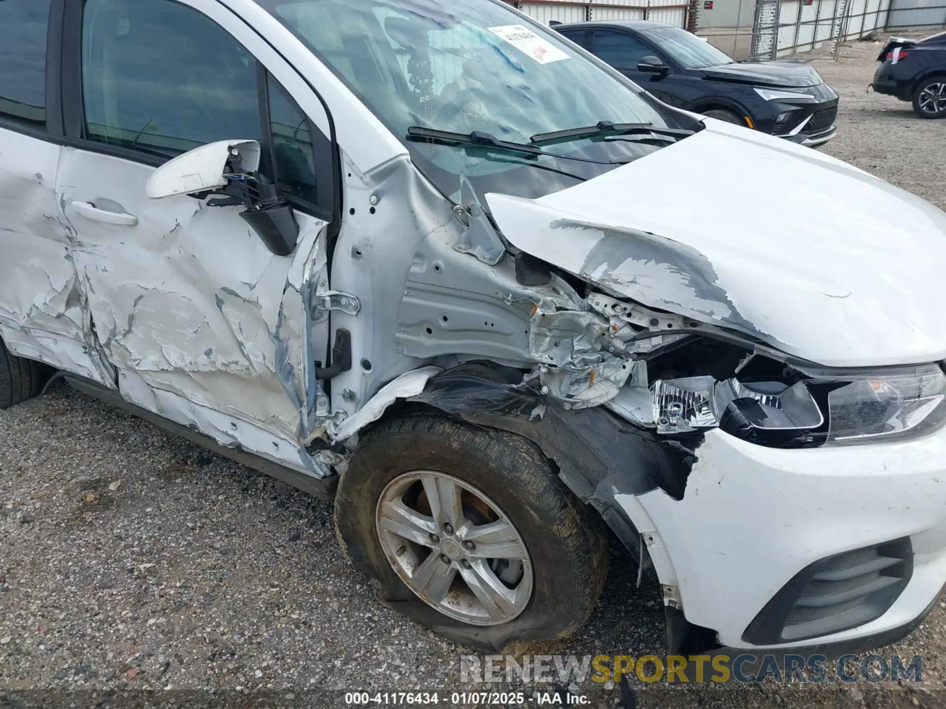 11 Фотография поврежденного автомобиля KL7CJKSB1MB322397 CHEVROLET TRAX 2021