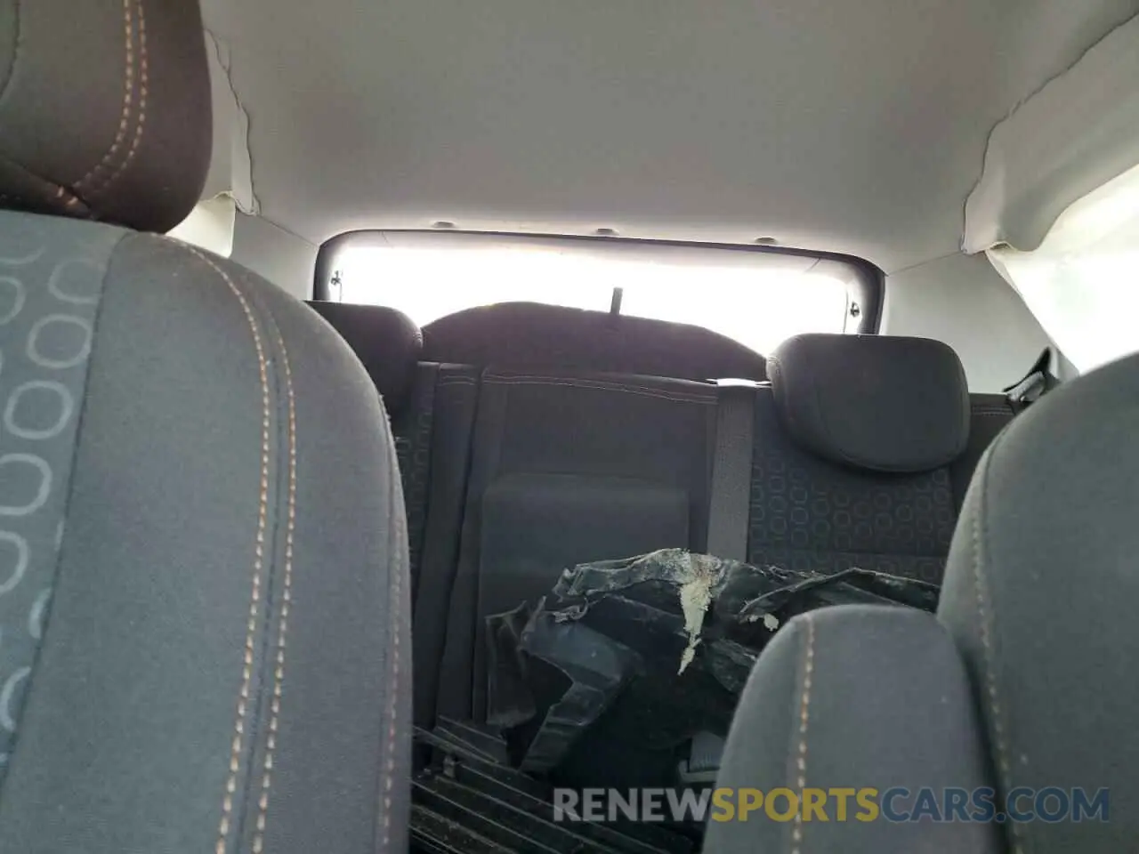 10 Фотография поврежденного автомобиля KL7CJKSB4MB311992 CHEVROLET TRAX 2021