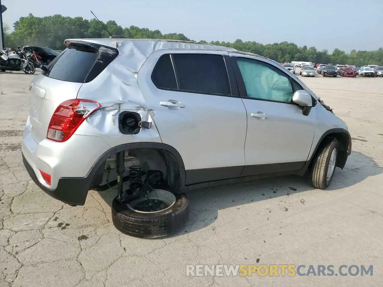 3 Фотография поврежденного автомобиля KL7CJKSB4MB311992 CHEVROLET TRAX 2021