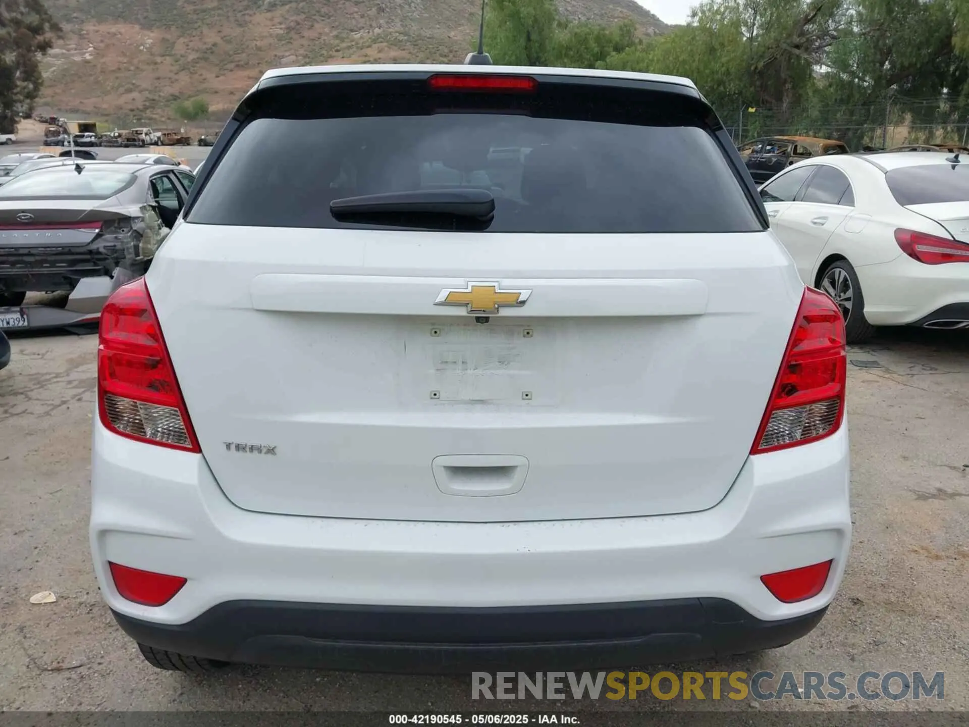 16 Фотография поврежденного автомобиля KL7CJKSB4MB320840 CHEVROLET TRAX 2021