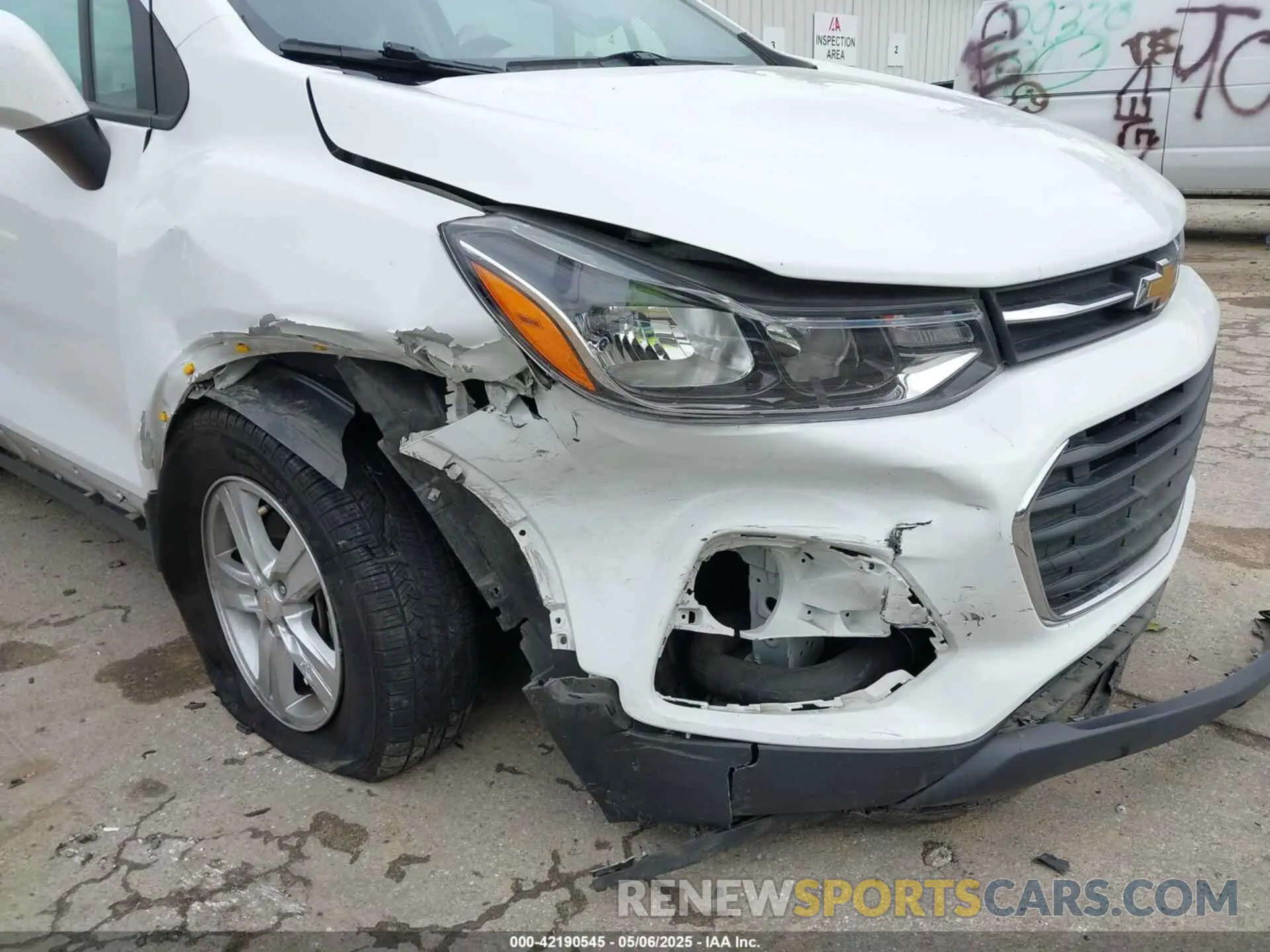 6 Фотография поврежденного автомобиля KL7CJKSB4MB320840 CHEVROLET TRAX 2021