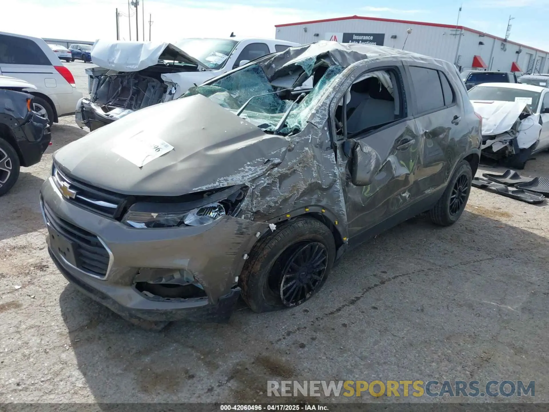 2 Фотография поврежденного автомобиля KL7CJKSB5MB307403 CHEVROLET TRAX 2021