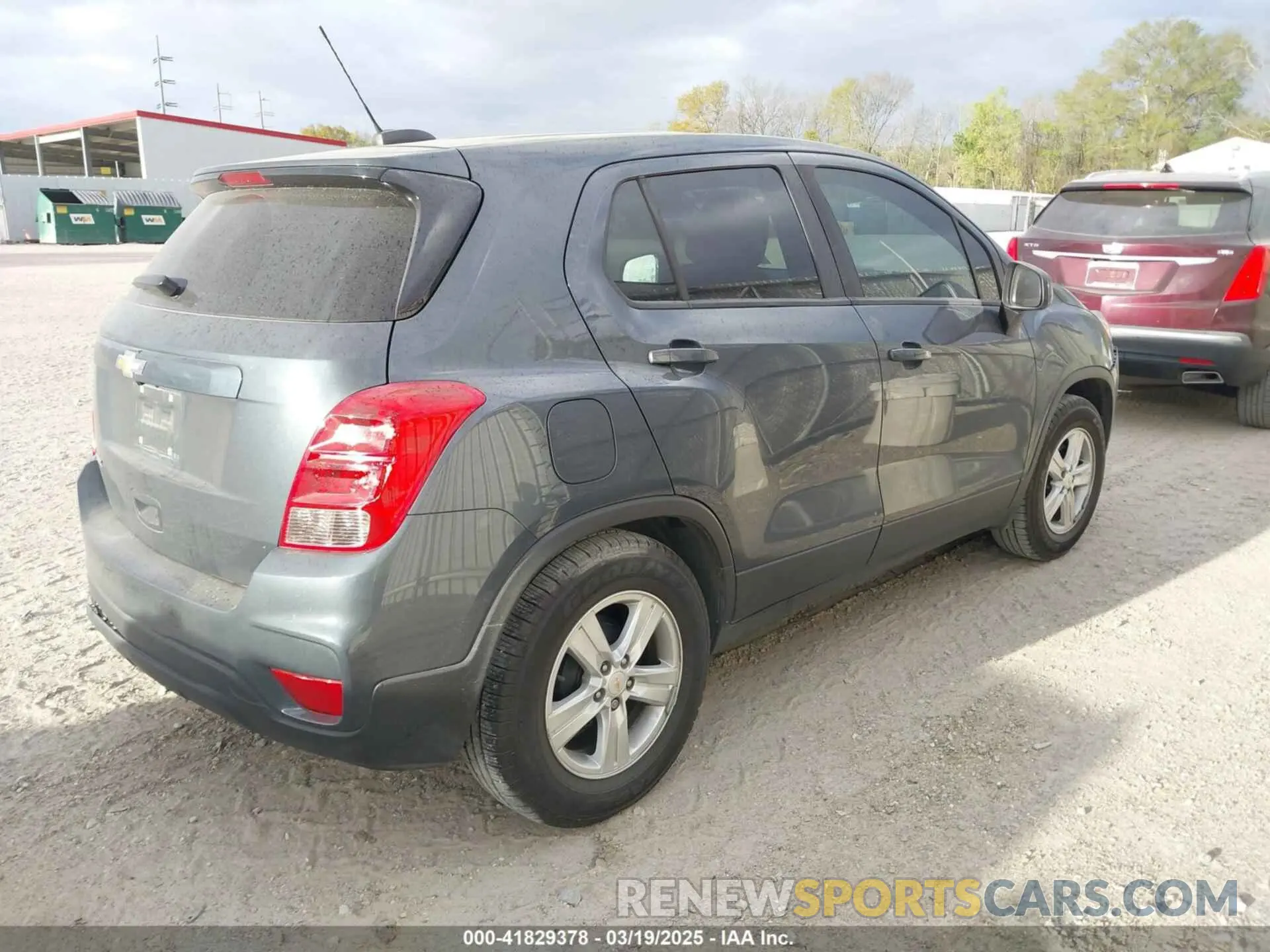 4 Photograph of a damaged car KL7CJKSB5MB307997 CHEVROLET TRAX 2021