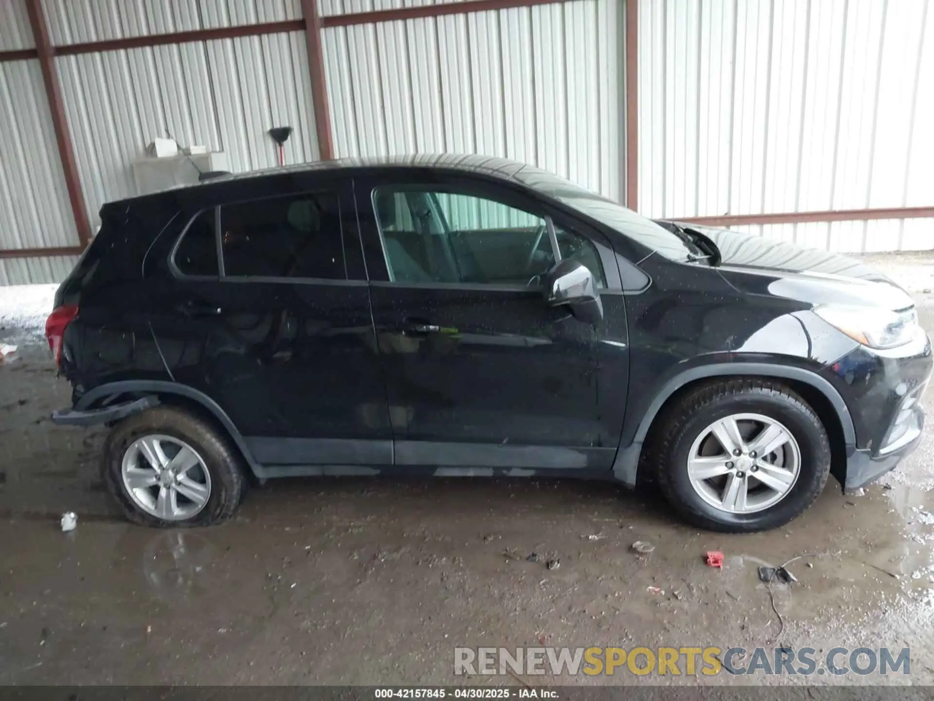 13 Photograph of a damaged car KL7CJKSB5MB334956 CHEVROLET TRAX 2021