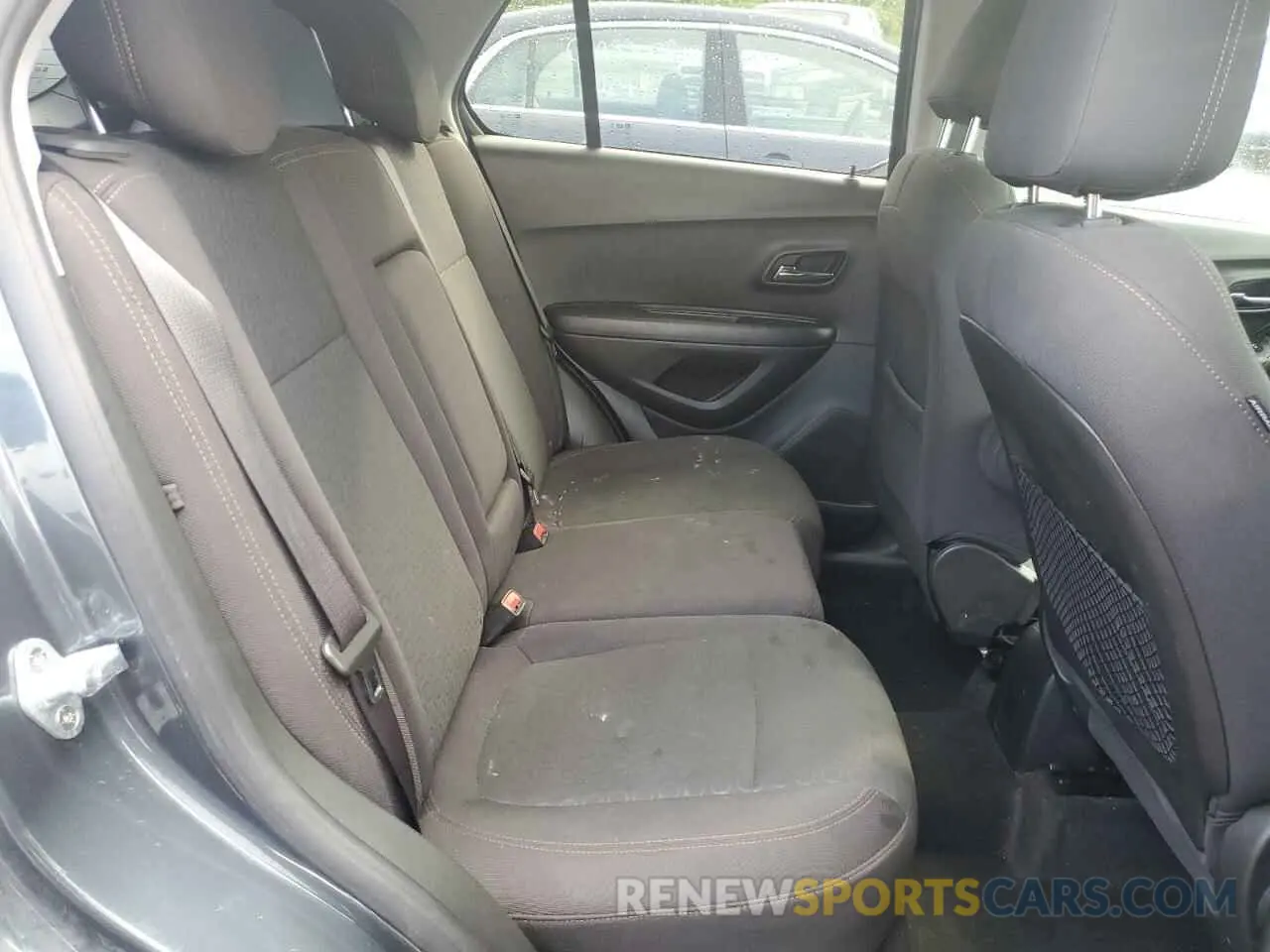 11 Photograph of a damaged car KL7CJKSB7MB331458 CHEVROLET TRAX 2021
