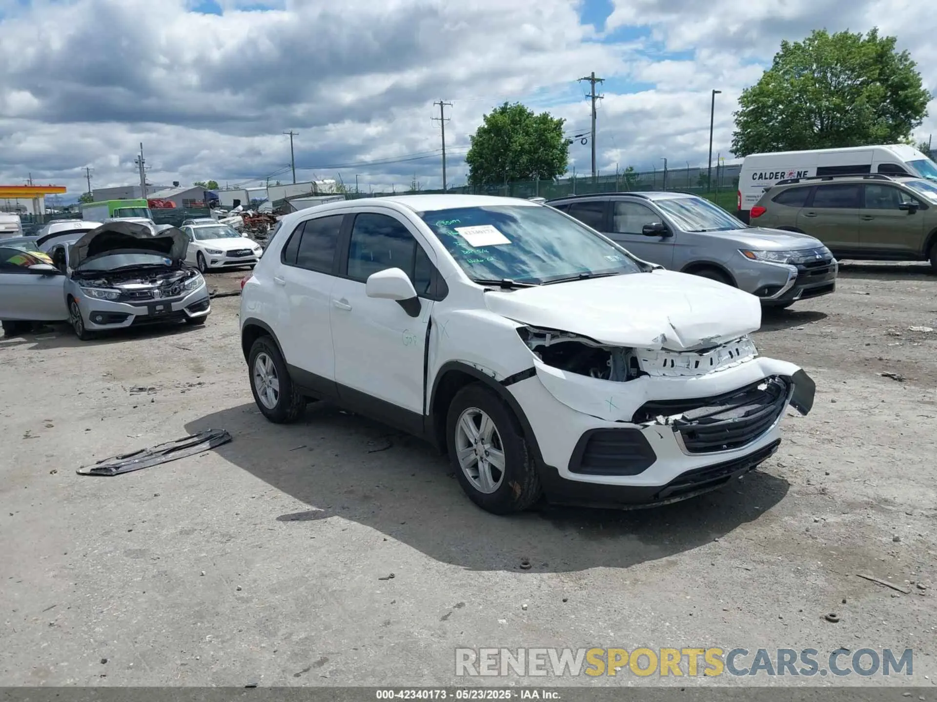 1 Photograph of a damaged car KL7CJKSB8MB302437 CHEVROLET TRAX 2021