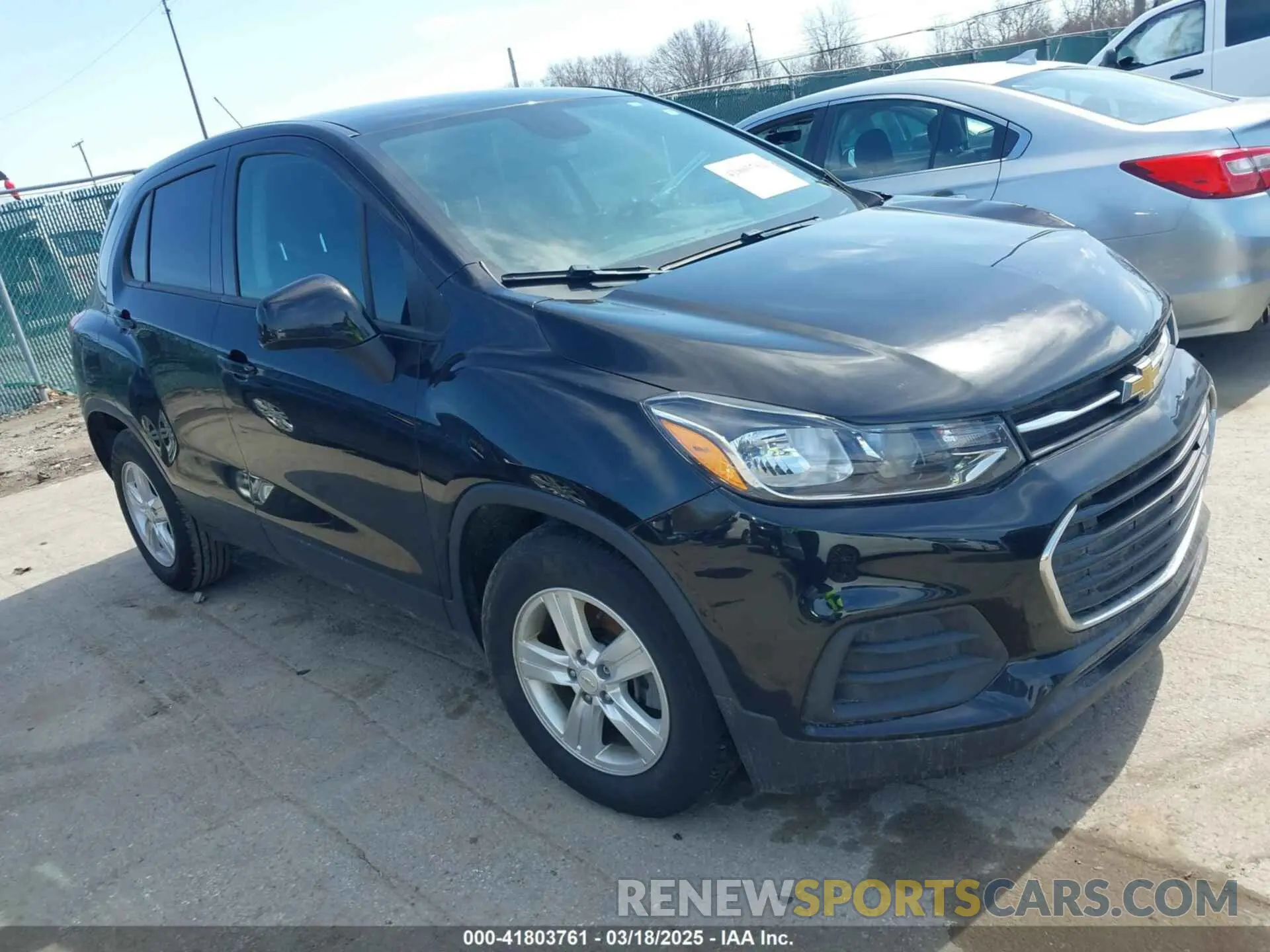 13 Photograph of a damaged car KL7CJKSB8MB303491 CHEVROLET TRAX 2021